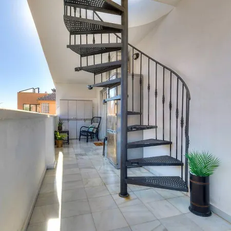 Sun Terrace Pacos Malvarosa * Фуенхірола